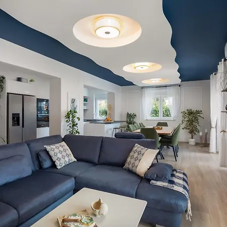 Peregrine Villa Pakostane