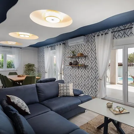 Peregrine Villa